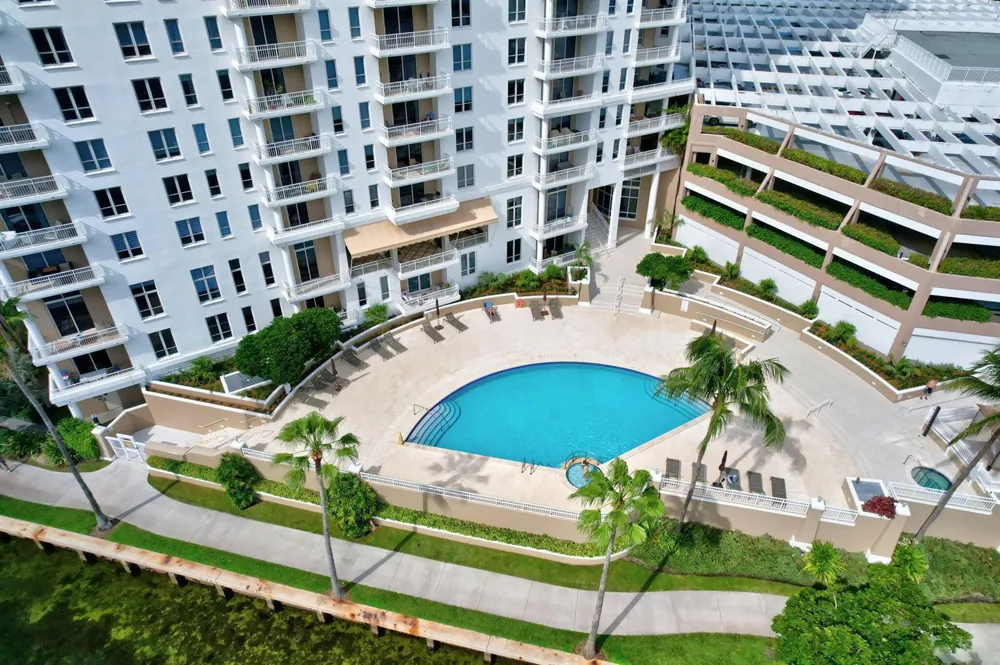 701 Brickell Key Boulevard #1604 Miami, FL 33131