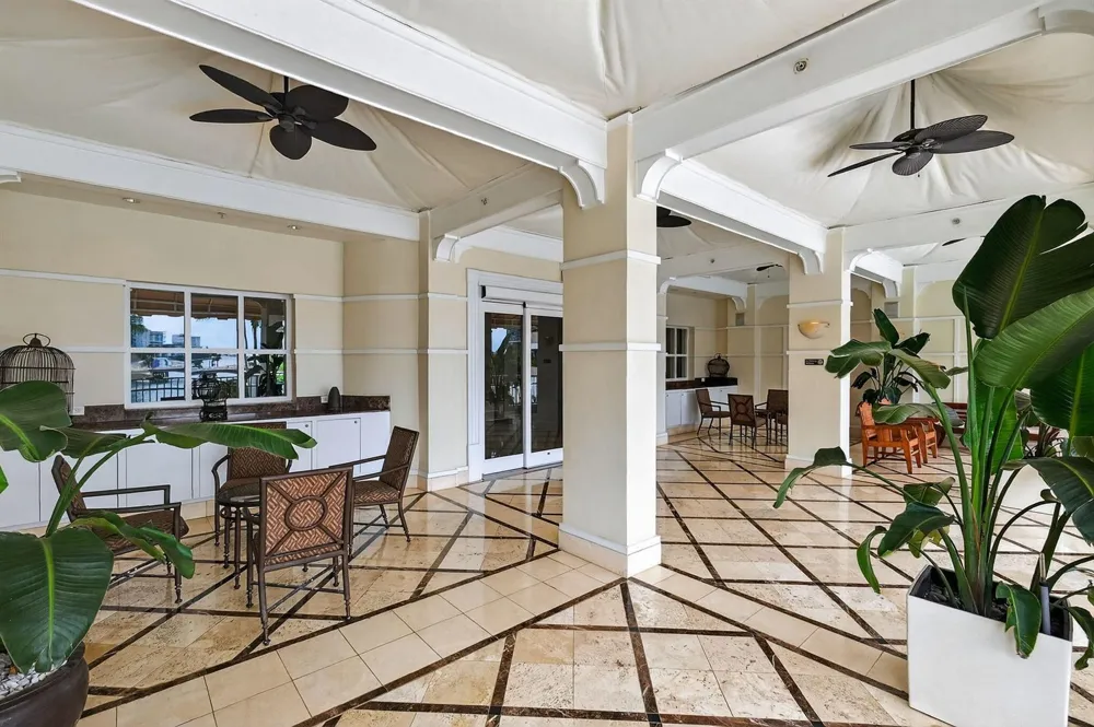 701 Brickell Key Boulevard #1604 Miami, FL 33131