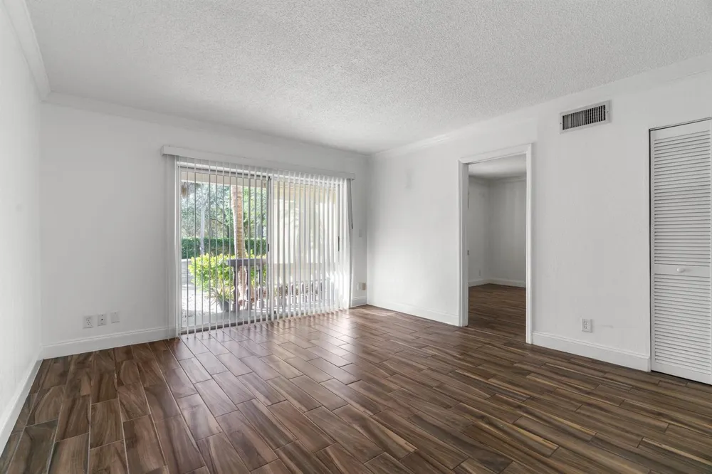6181 NW 57TH STREET #107 Tamarac, FL 33319