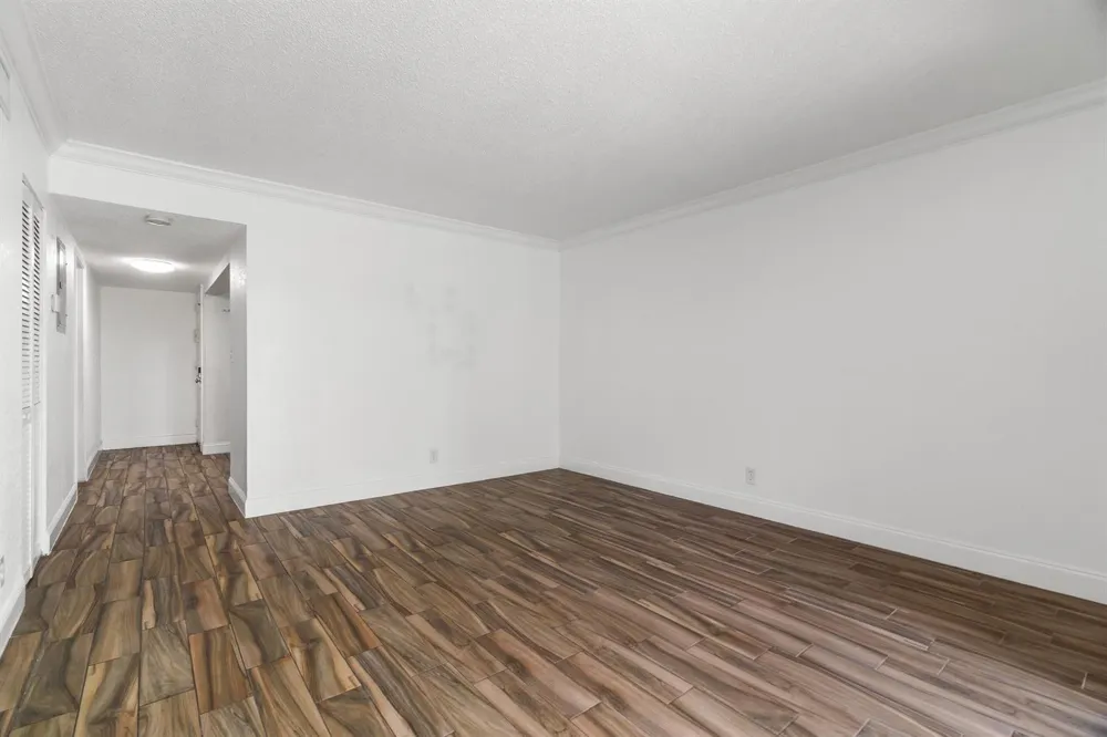 6181 NW 57TH STREET #107 Tamarac, FL 33319
