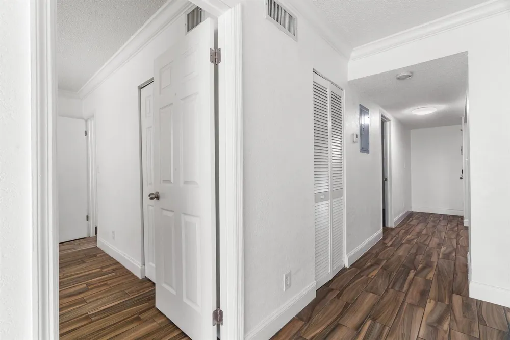 6181 NW 57TH STREET #107 Tamarac, FL 33319