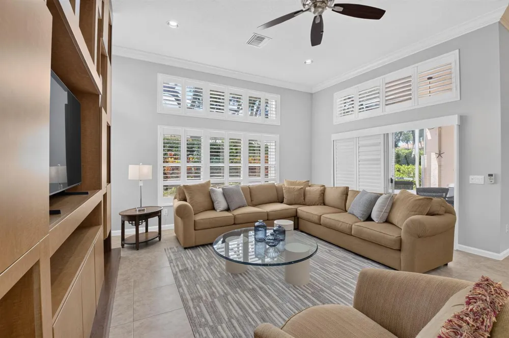 6674 Camarillo Terrace Lane Delray Beach, FL 33446