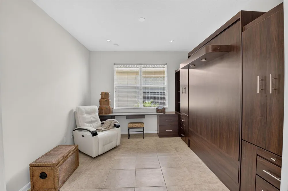 6674 Camarillo Terrace Lane Delray Beach, FL 33446