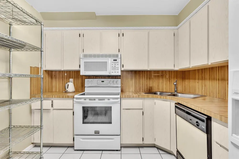 60 SW 5TH AVENUE #0050 Boca Raton, FL 33432