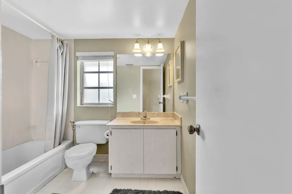 60 SW 5TH AVENUE #0050 Boca Raton, FL 33432