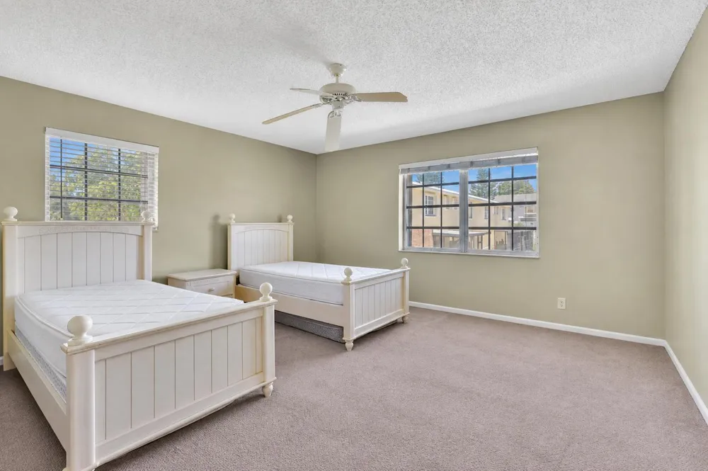 60 SW 5TH AVENUE #0050 Boca Raton, FL 33432
