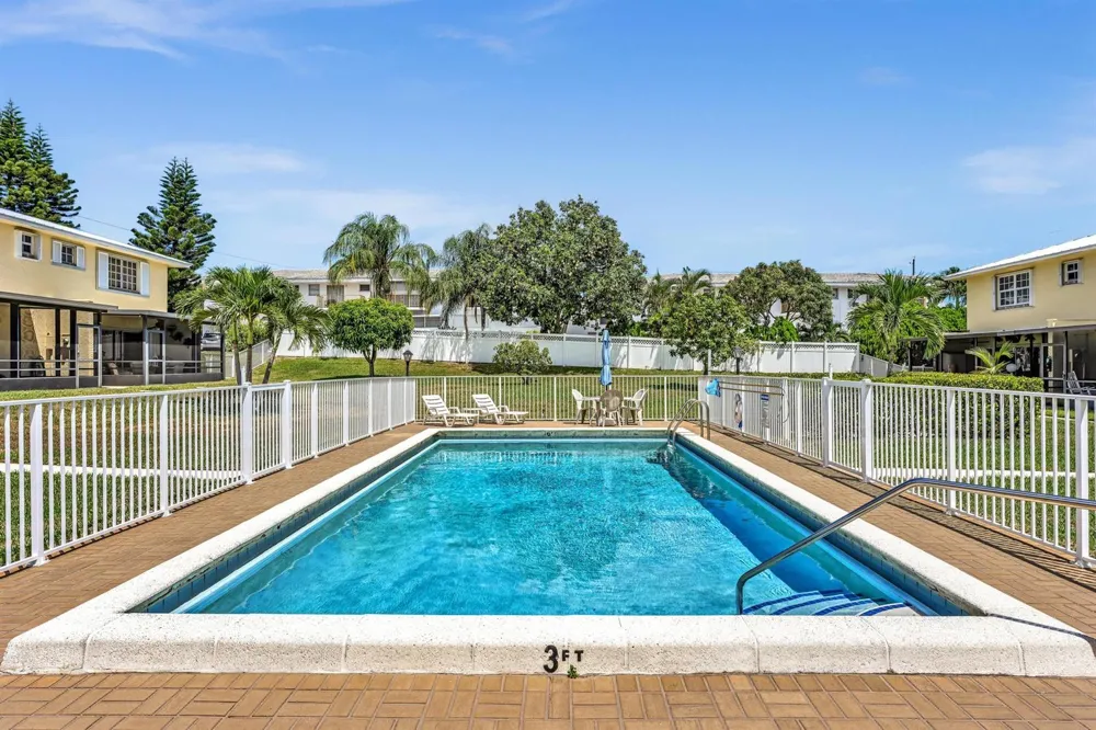 60 SW 5TH AVENUE #0050 Boca Raton, FL 33432