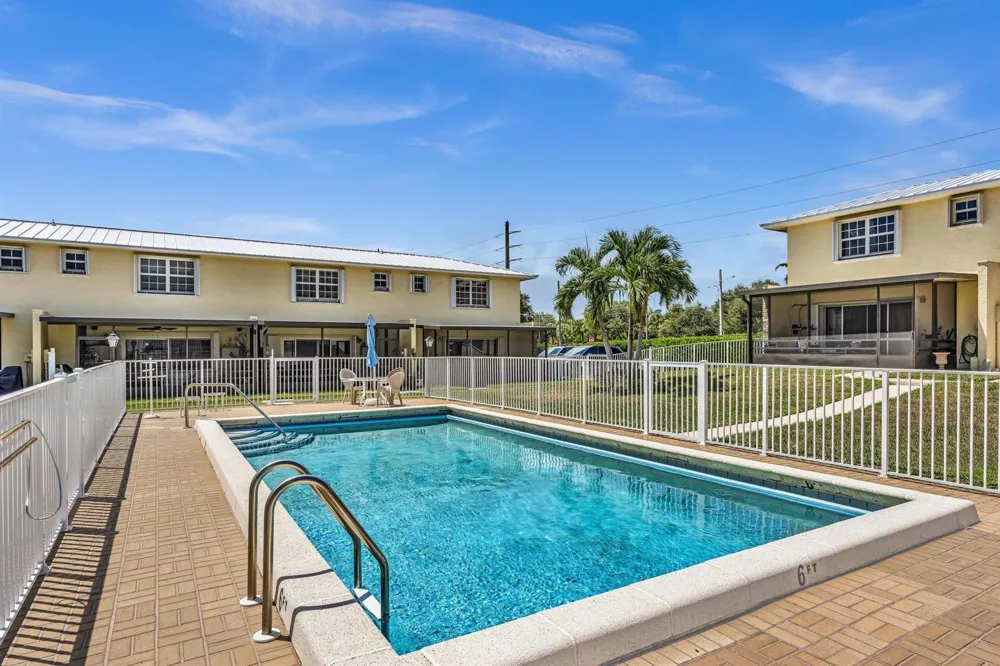 60 SW 5TH AVENUE #0050 Boca Raton, FL 33432