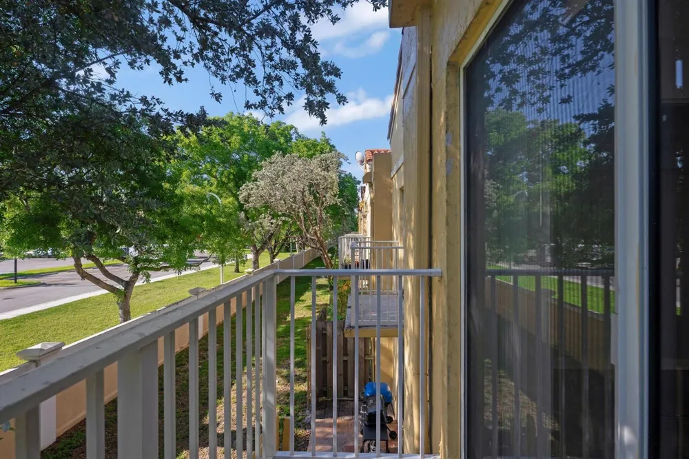 4080 NW 90TH AVENUE #4080 Sunrise, FL 33351