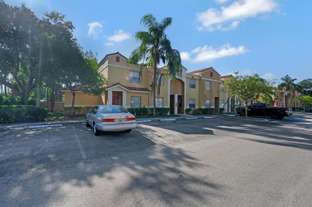 4080 NW 90TH AVENUE #4080 Sunrise, FL 33351