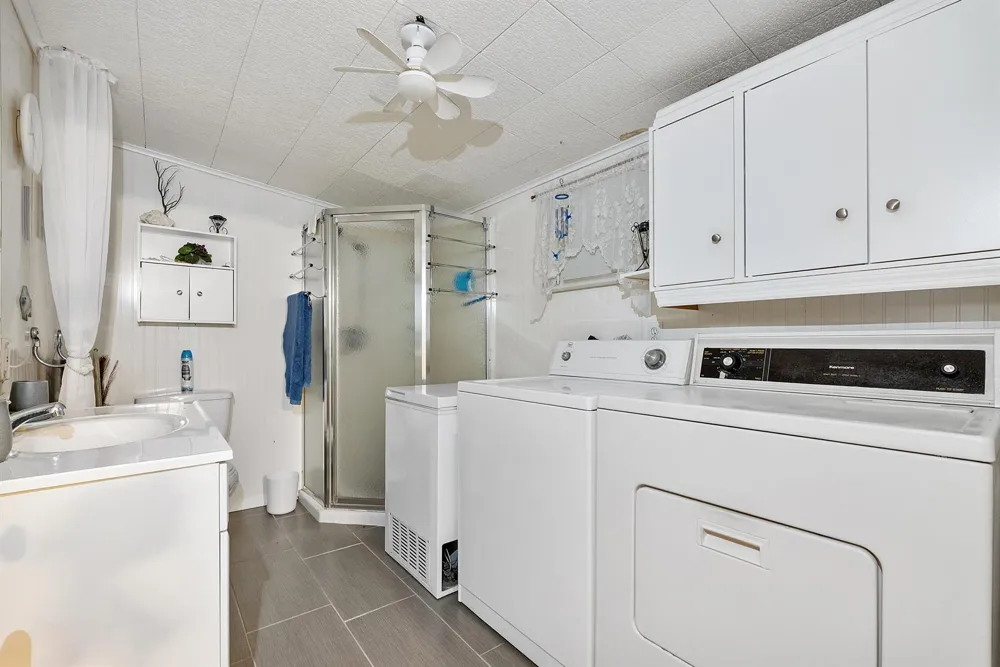 8670 SW 18TH PLACE Davie, FL 33324