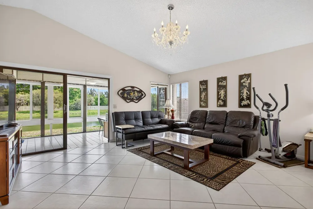 1960 NW 34th Avenue Coconut Creek, FL 33066