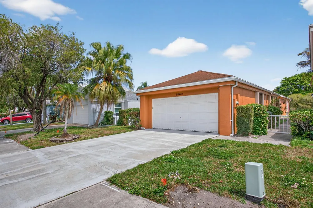 1960 NW 34th Avenue Coconut Creek, FL 33066