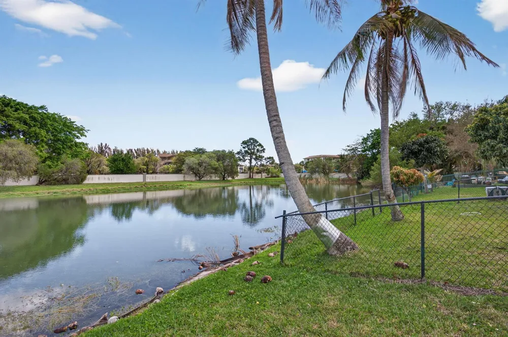 1960 NW 34th Avenue Coconut Creek, FL 33066