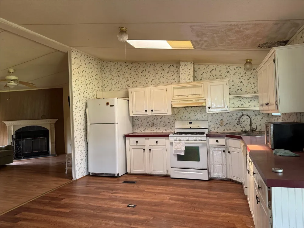 296 Lcr 702 Kosse, TX 76653