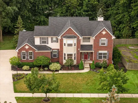 1338 Coach House Lane