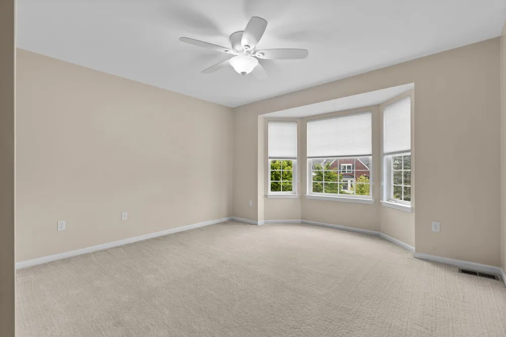 1338 Coach House Lane South Lyon, MI 48178