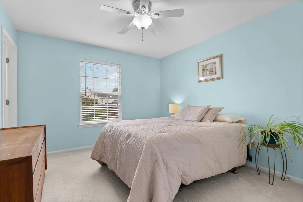 1338 Coach House Lane South Lyon, MI 48178