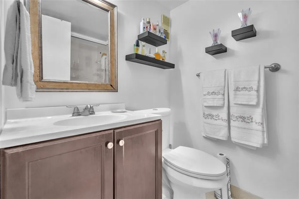 3910 Inverrary Boulevard #308-B Lauderhill, FL 33319