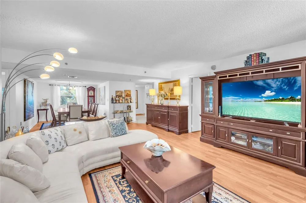 3910 Inverrary Boulevard #308-B Lauderhill, FL 33319