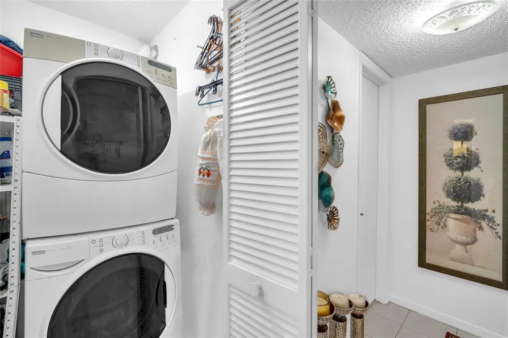 3910 Inverrary Boulevard #308-B Lauderhill, FL 33319