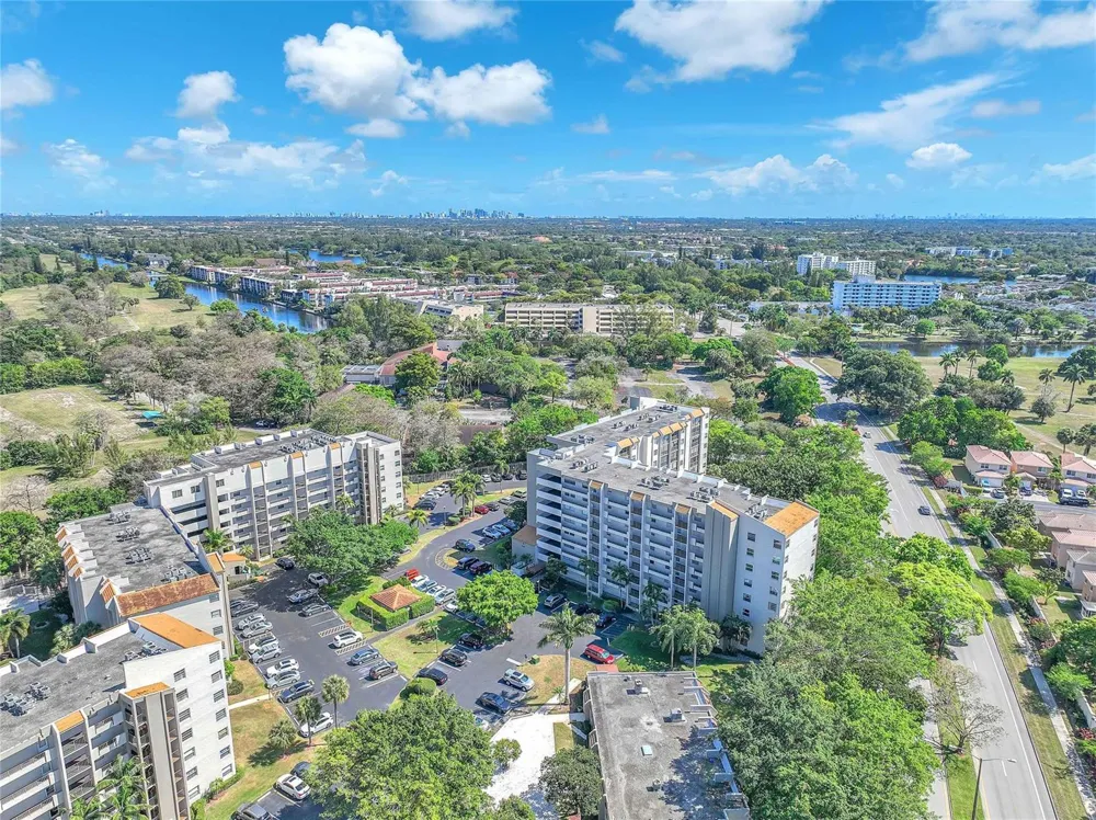3910 Inverrary Boulevard #308-B Lauderhill, FL 33319