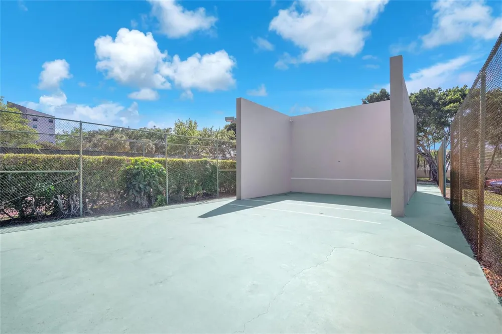 3910 Inverrary Boulevard #308-B Lauderhill, FL 33319