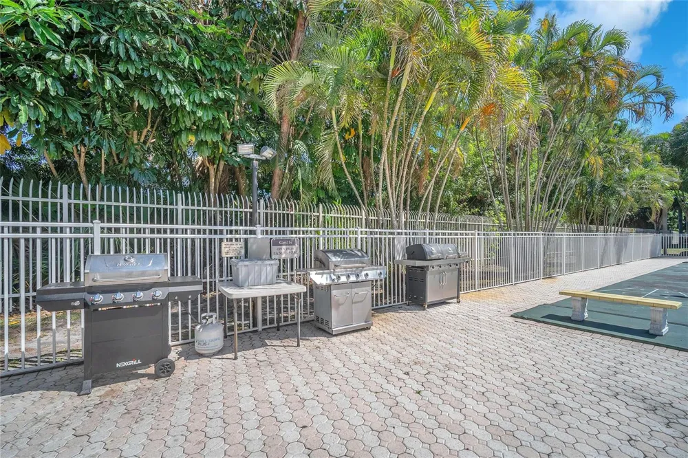 3910 Inverrary Boulevard #308-B Lauderhill, FL 33319