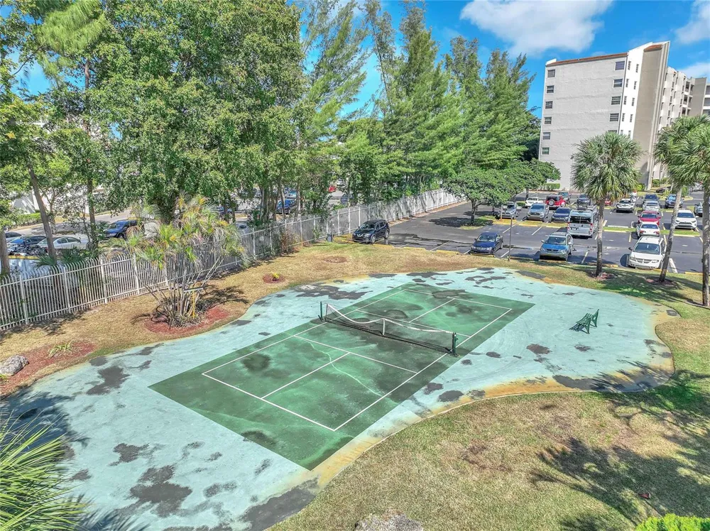 3910 Inverrary Boulevard #308-B Lauderhill, FL 33319