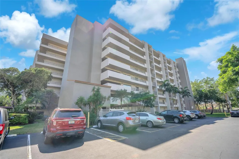 3910 Inverrary Boulevard #308-B Lauderhill, FL 33319