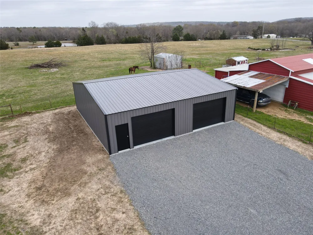 2094 Hartshorne Adamson Road Hartshorne, OK 74547