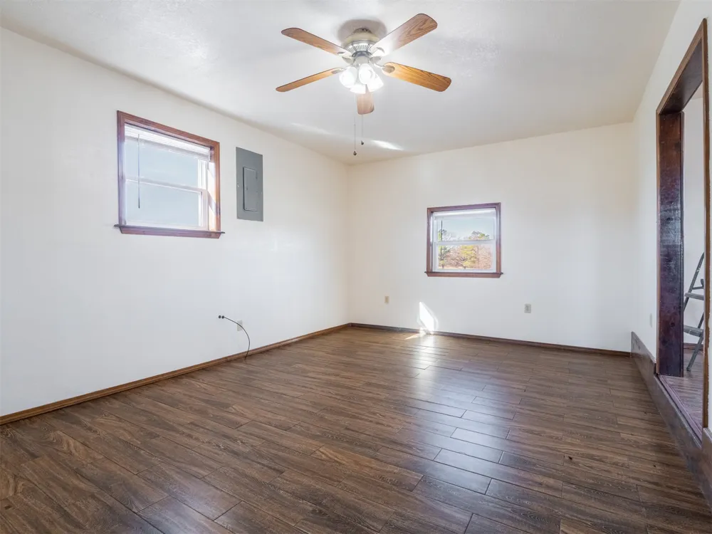 2094 Hartshorne Adamson Road Hartshorne, OK 74547