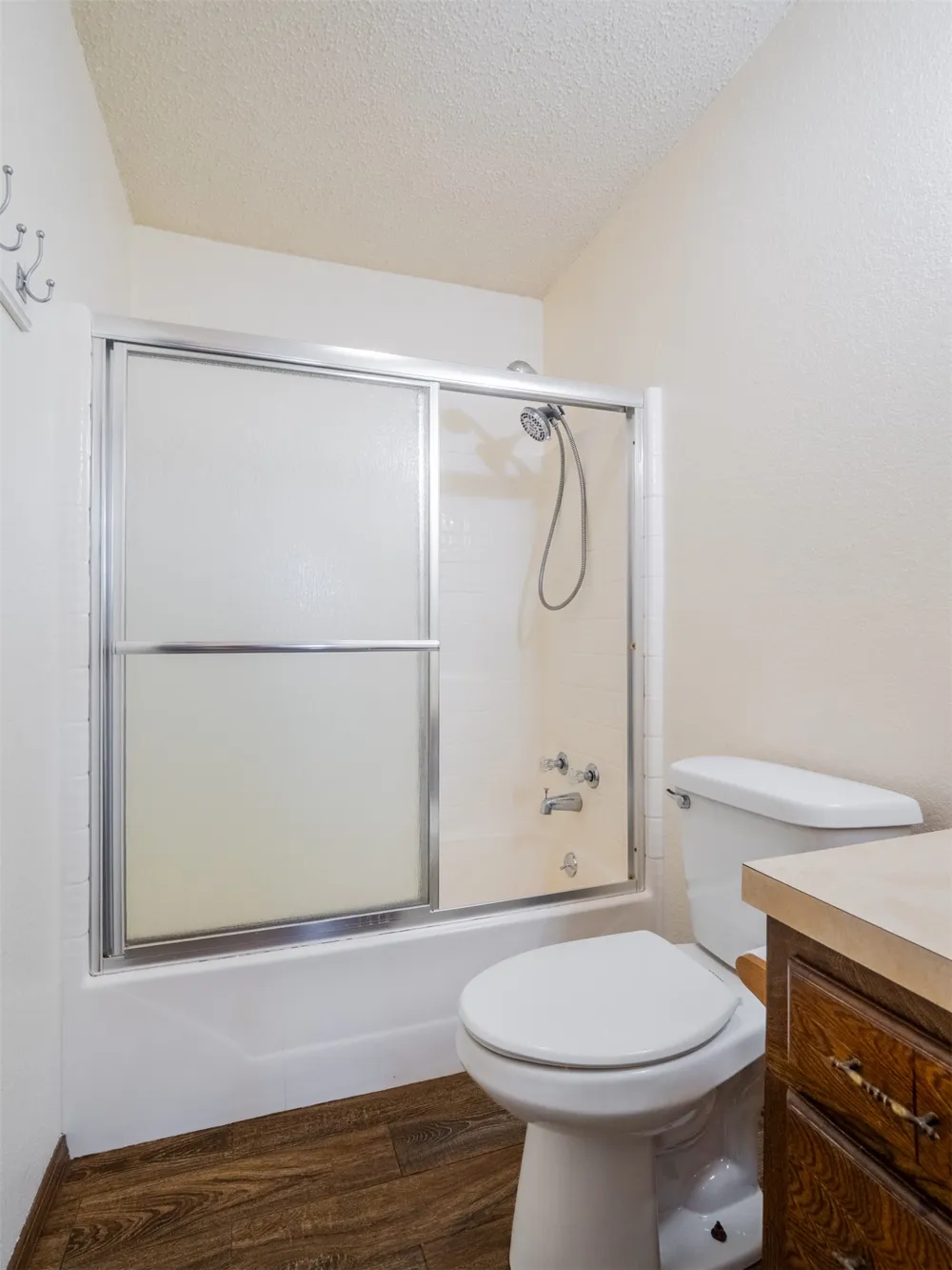 2094 Hartshorne Adamson Road Hartshorne, OK 74547