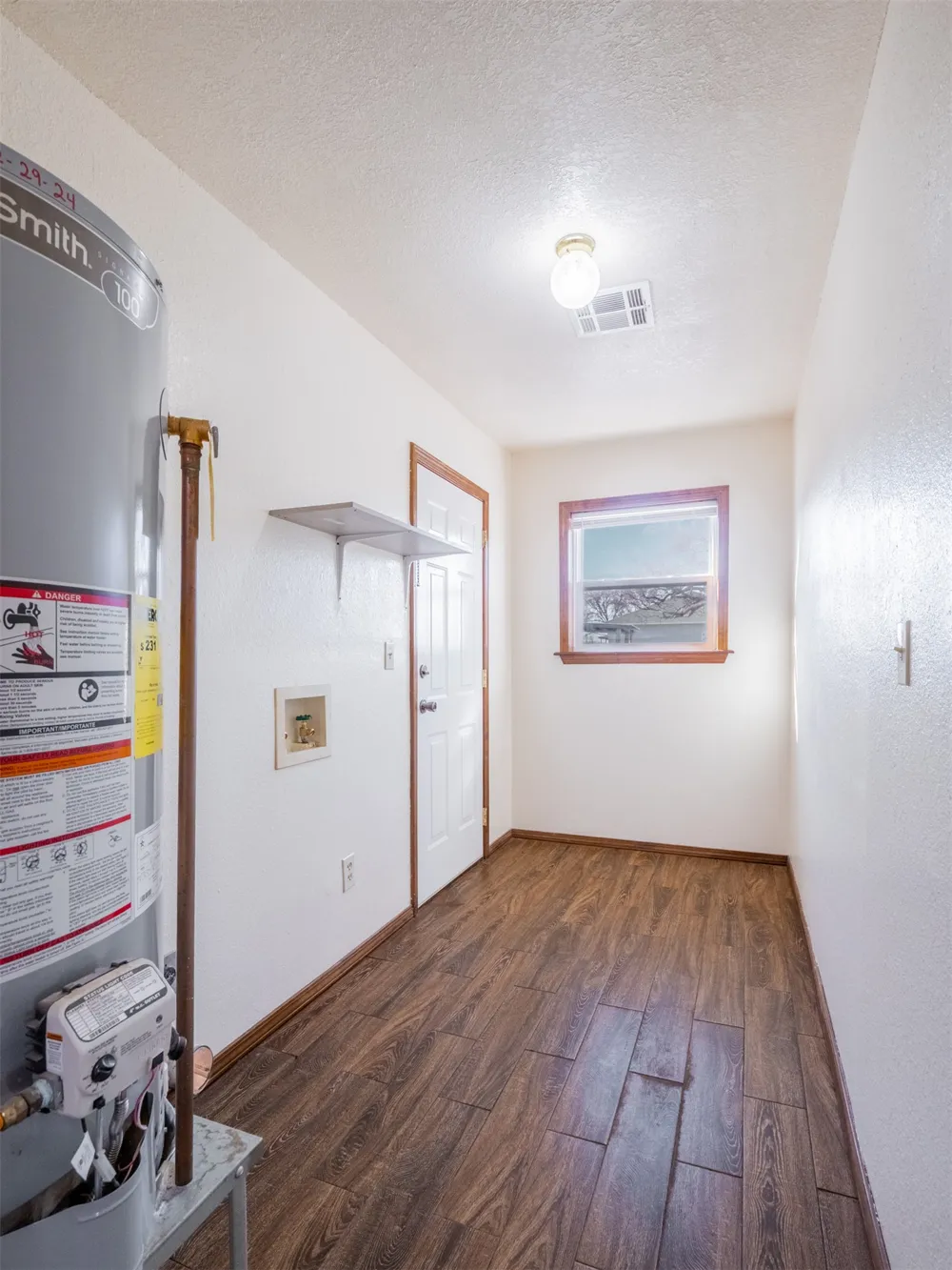 2094 Hartshorne Adamson Road Hartshorne, OK 74547