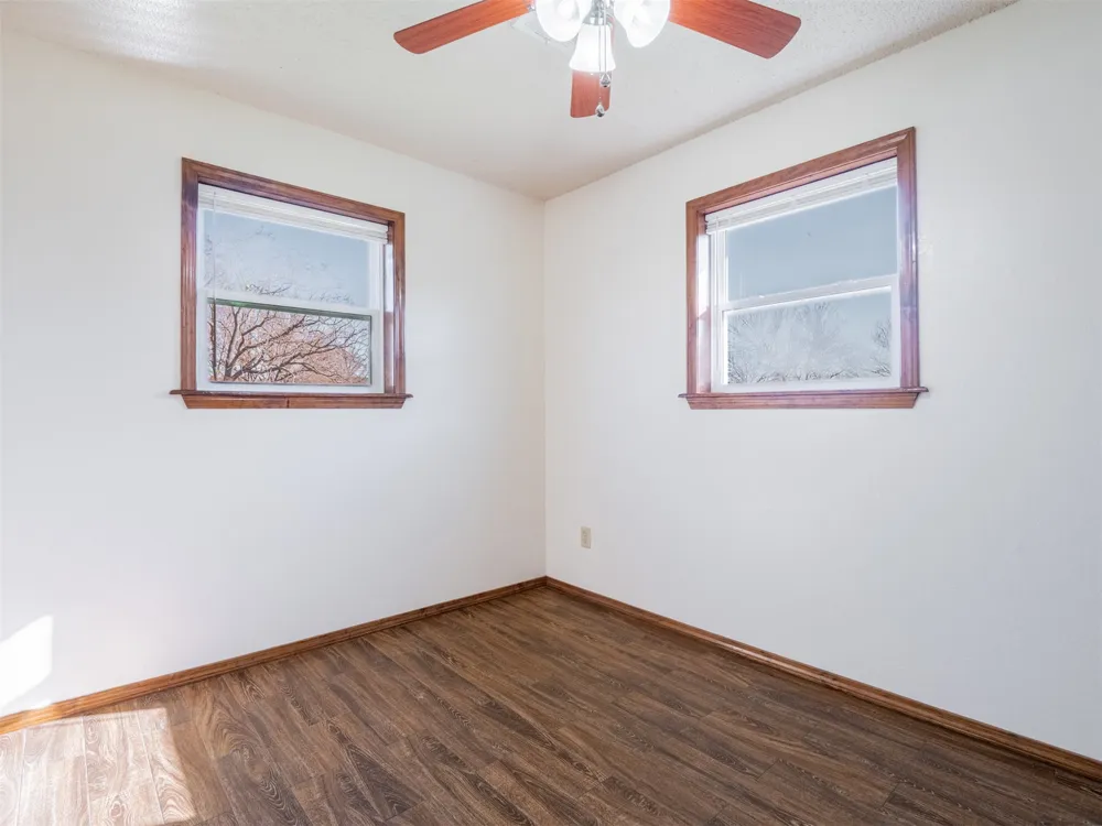 2094 Hartshorne Adamson Road Hartshorne, OK 74547