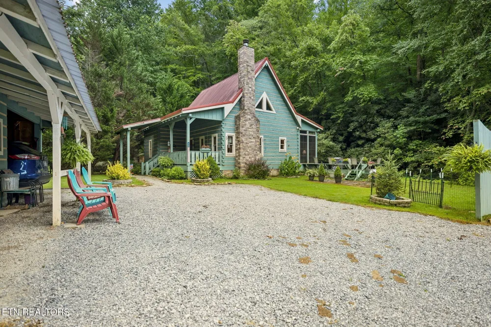 4643 Raven Branch Rd Del Rio, TN 37727