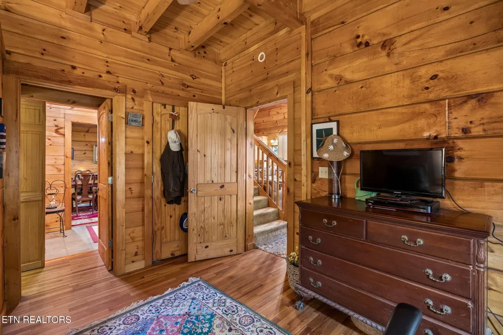 4643 Raven Branch Rd Del Rio, TN 37727