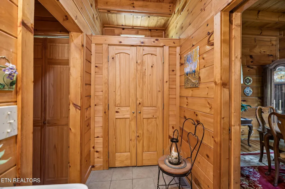 4643 Raven Branch Rd Del Rio, TN 37727