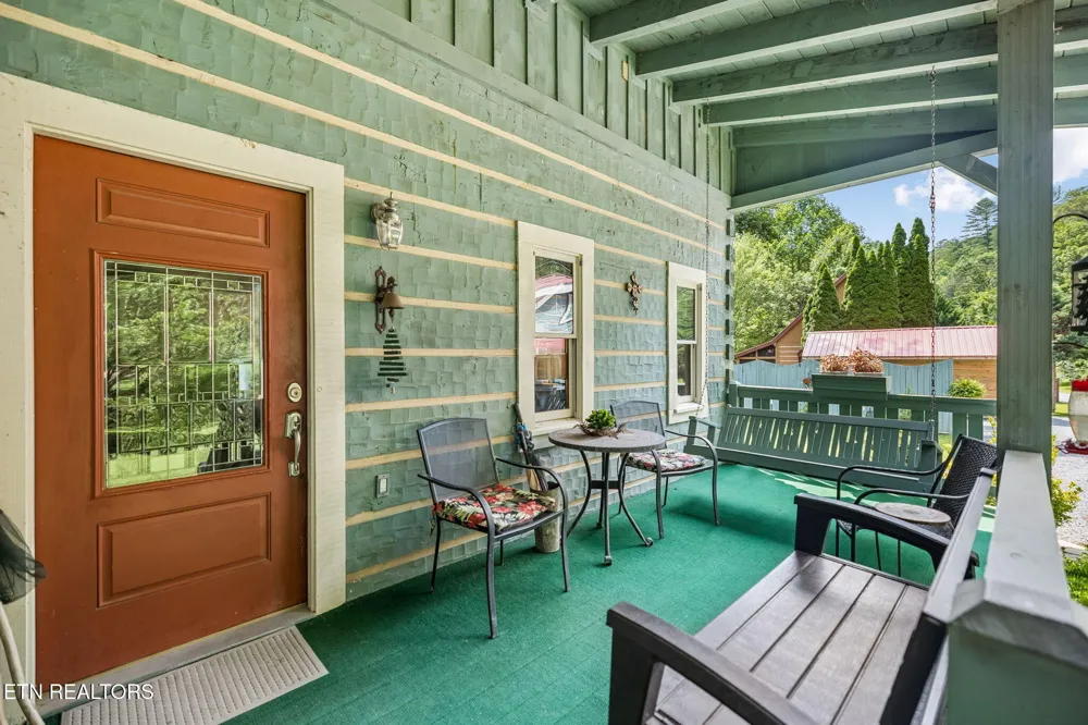 4643 Raven Branch Rd Del Rio, TN 37727