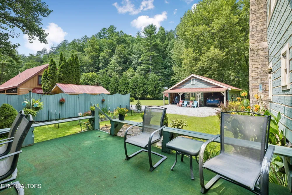 4643 Raven Branch Rd Del Rio, TN 37727