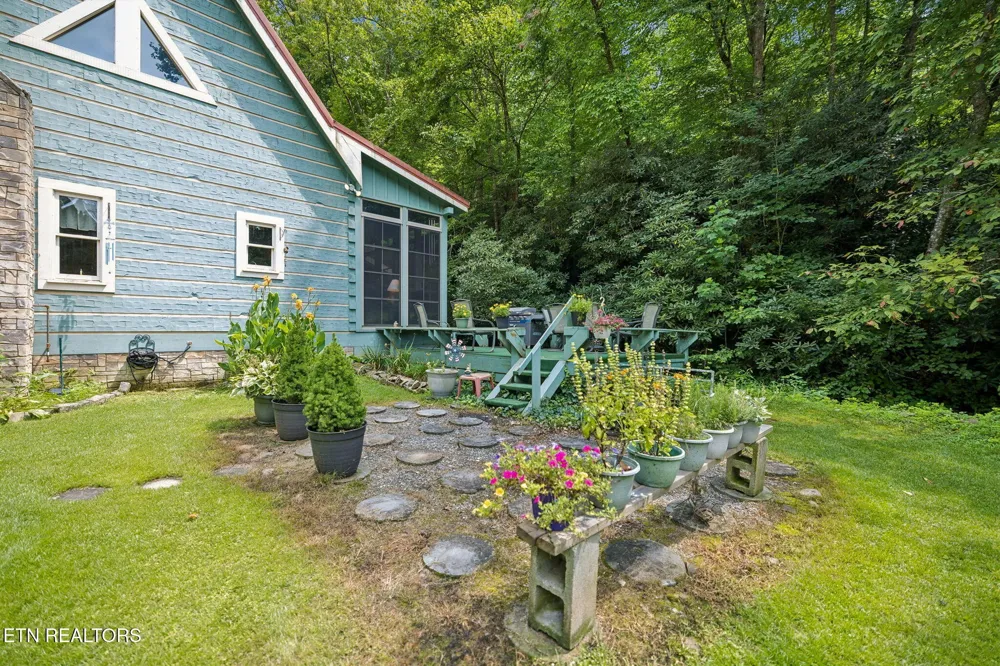 4643 Raven Branch Rd Del Rio, TN 37727