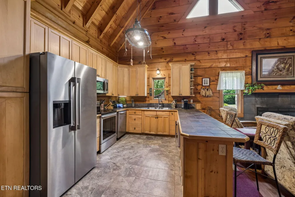 4643 Raven Branch Rd Del Rio, TN 37727