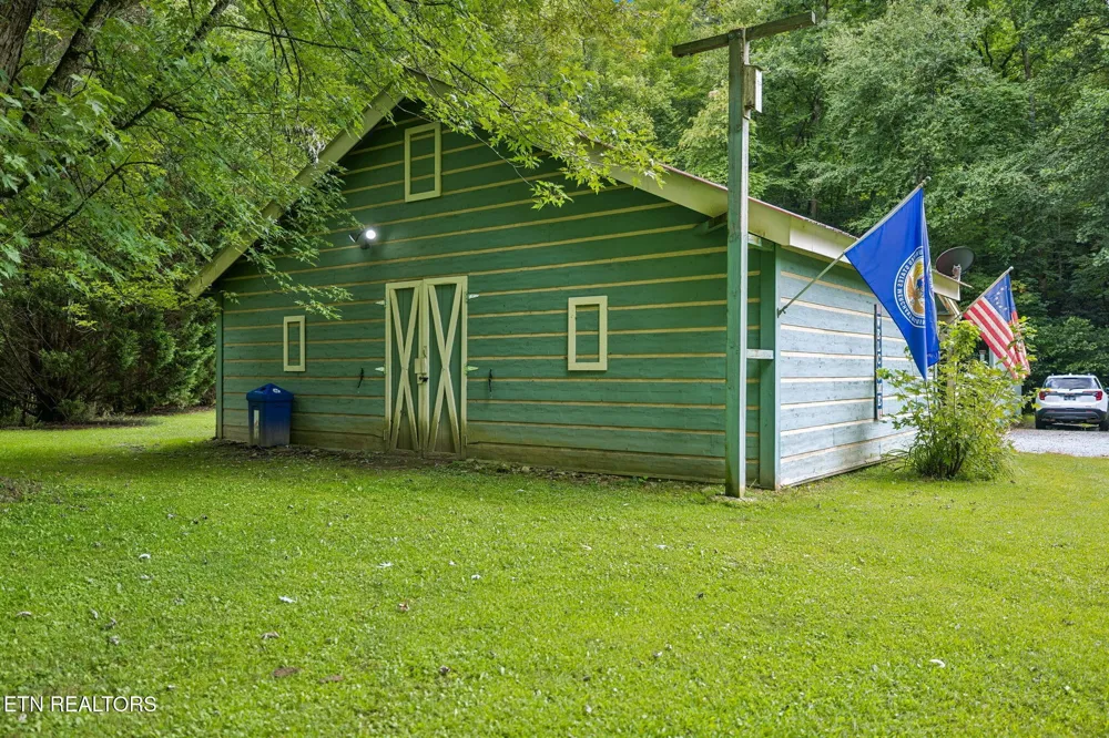 4643 Raven Branch Rd Del Rio, TN 37727