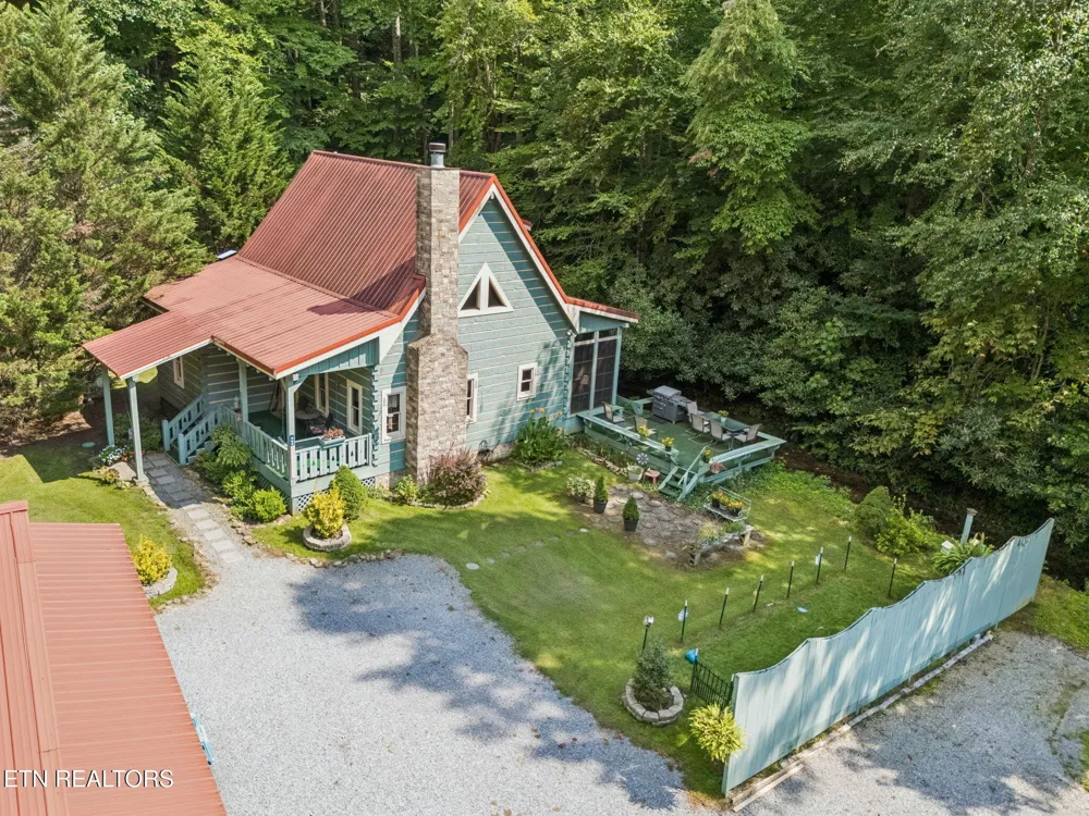 4643 Raven Branch Rd Del Rio, TN 37727