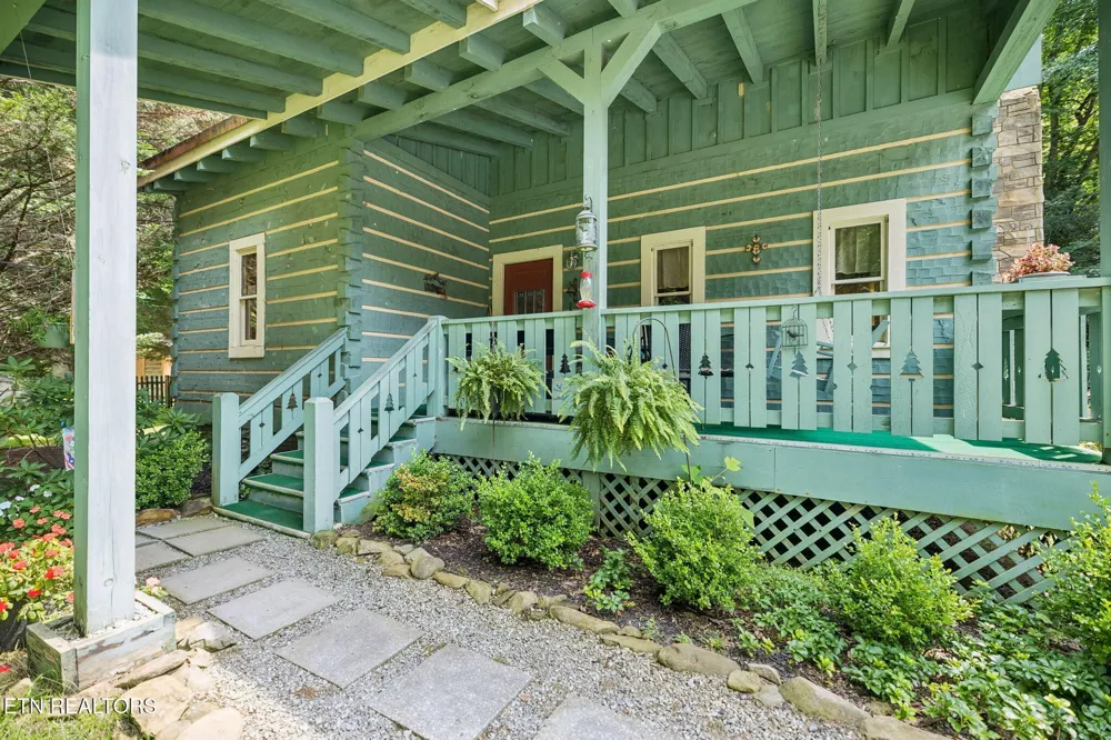 4643 Raven Branch Rd Del Rio, TN 37727