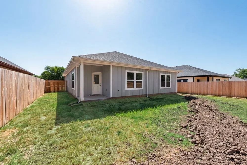 2512 Sheraton Drive Fort Worth, TX 76105