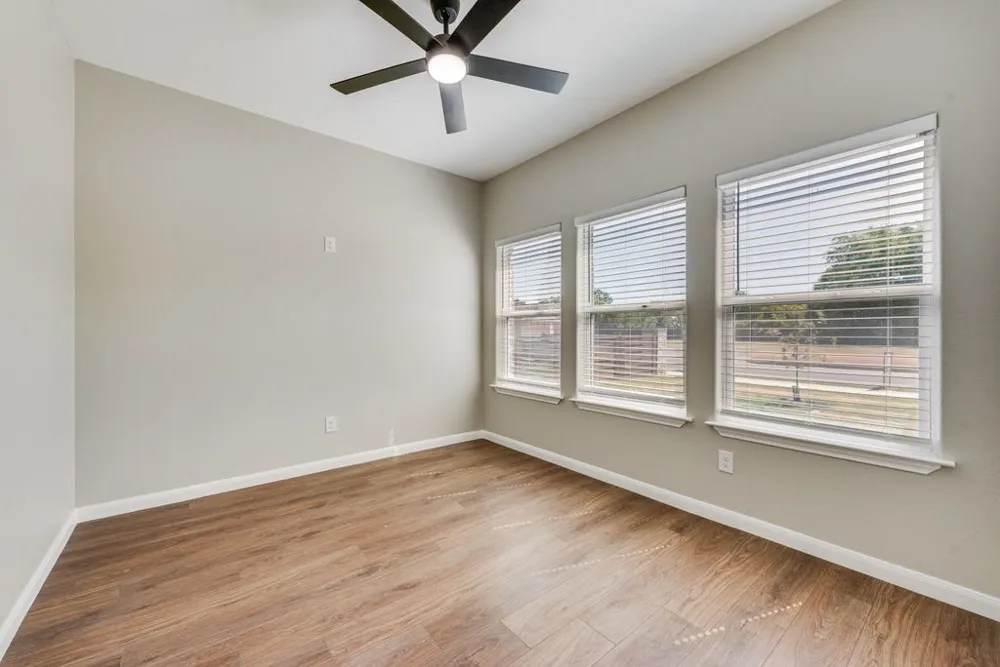 2512 Sheraton Drive Fort Worth, TX 76105