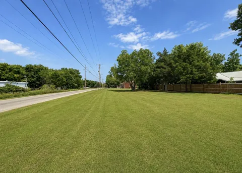 1605 E 75th Street