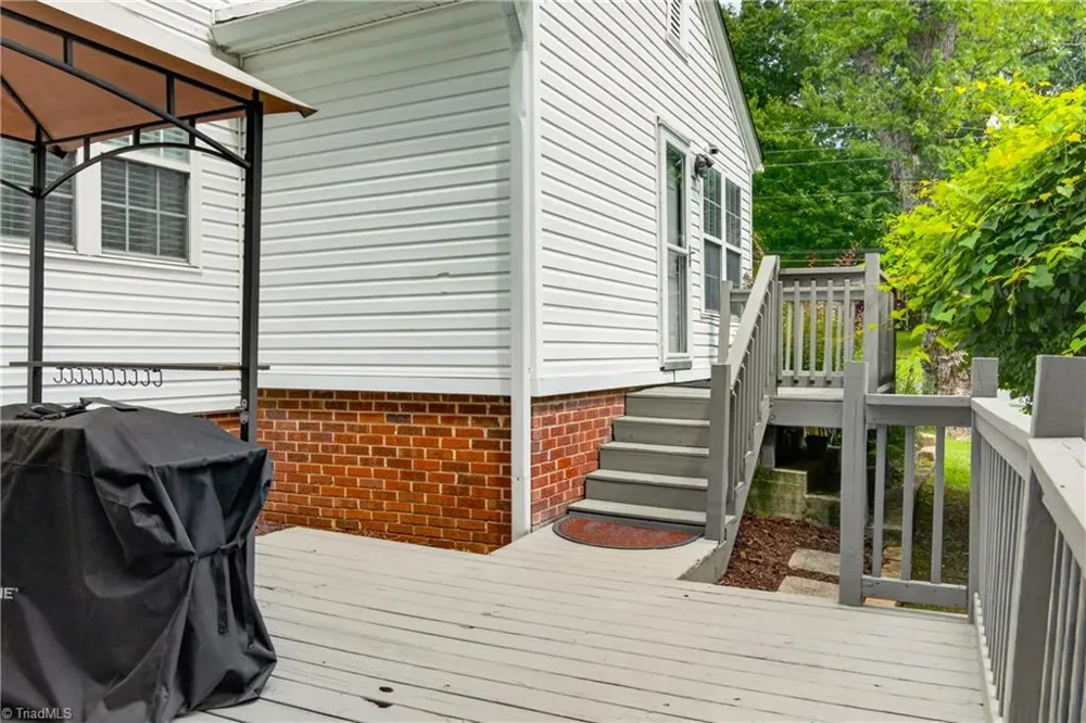 944 Uwharrie Street Asheboro, NC 27203