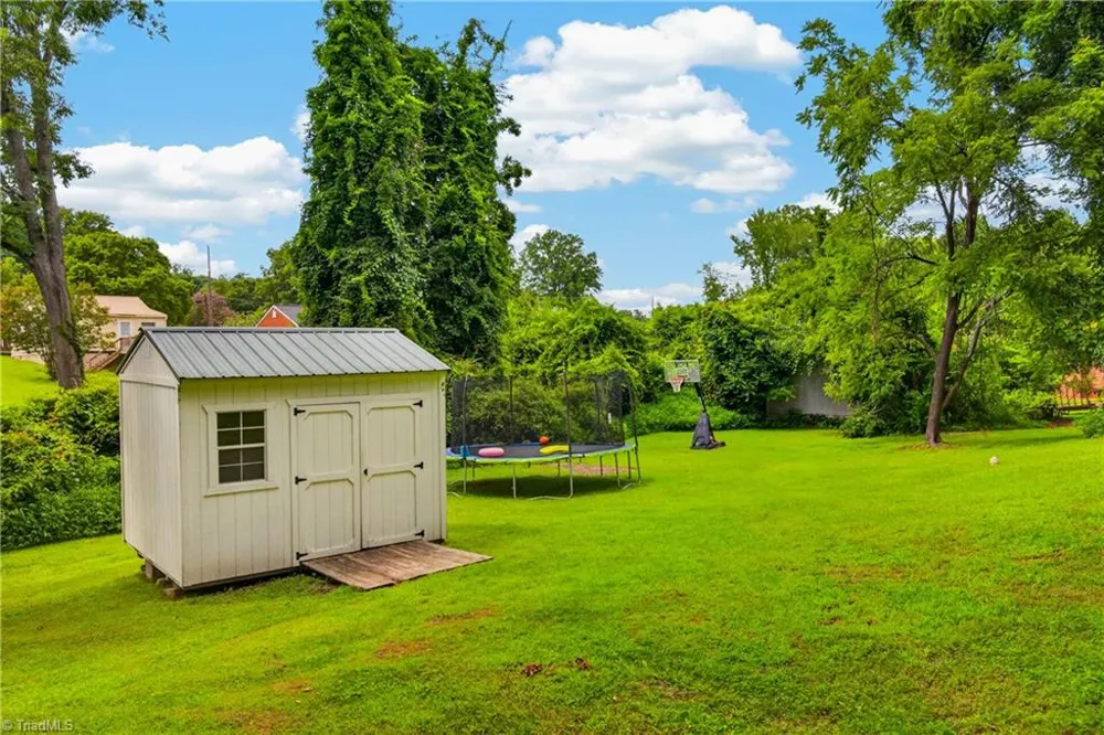 944 Uwharrie Street Asheboro, NC 27203